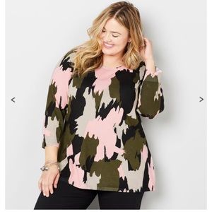 22/24 Pullover 3/4 Sleeve Camo Sweater